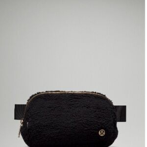 lululemon athletica Black Sherpa Crossbody Bag